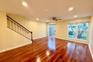 752 Ripple Brook Ct, Elgin, IL 60120 - Photo 5