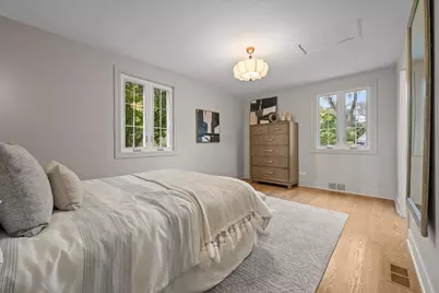 1288 Sunview Lane, Winnetka, IL 60093 - Photo 23