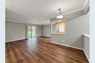 2127 Southwind Circle, Schaumburg, IL 60194 - Photo 9
