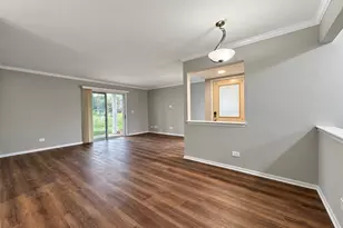 2127 Southwind Cir, Schaumburg, IL 60194 - Photo 9