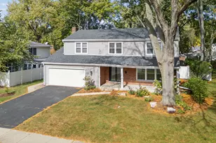 1249 Stonegate Rd, Naperville, IL 60540 - Photo 1