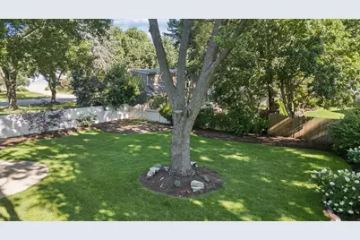 1249 Stonegate Road, Naperville, IL 60540 - Photo 31