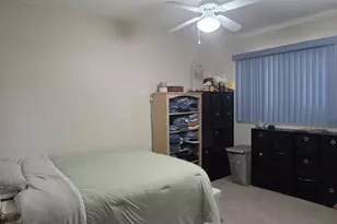 1S282 Holyoke Ln, Villa Park, IL 60181 - Photo 9
