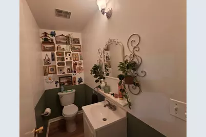 1S282 Holyoke Lane, Villa Park, IL 60181 - Photo 11