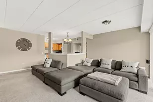 1053 Ashley Ct S, Lockport, IL 60441 - Photo 3