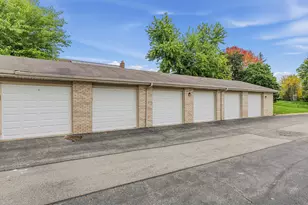 1053 Ashley Ct S, Lockport, IL 60441 - Photo 17