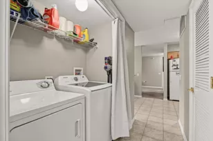 1053 Ashley Ct S, Lockport, IL 60441 - Photo 9