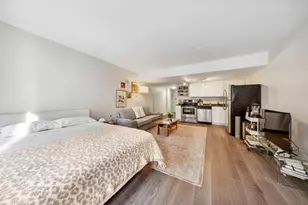 2400 N Lakeview Ave, Chicago, IL 60614 - Photo 7
