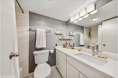 2400 N Lakeview Avenue #1107, Chicago, IL 60614 - Photo 11