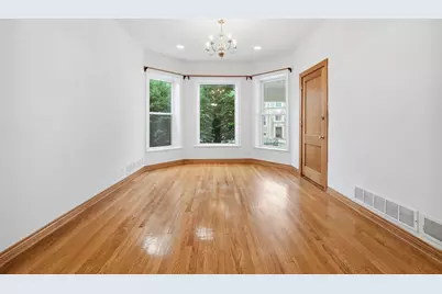 4908 W Berteau Avenue, Chicago, IL 60641 - Photo 3