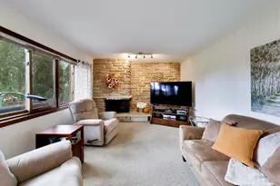 1608 E Jonquil Terrace, Arlington Heights, IL 60004 - Photo 9