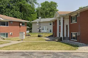 1735 E Duane Blvd, Kankakee, IL 60901 - Photo 1