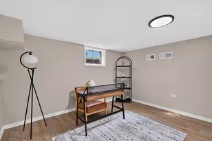 145 Walton St, Barrington, IL 60010 - Photo 35