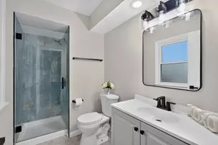 145 Walton St, Barrington, IL 60010 - Photo 21