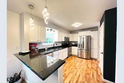 644 Stewart Court, Gurnee, IL 60031 - Photo 5