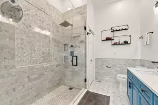 2041 W Division St, Chicago, IL 60622 - Photo 21