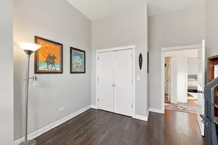 2041 W Division St, Chicago, IL 60622 - Photo 23