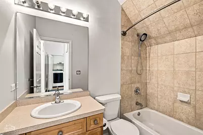 7768 N Sheridan Road #1, Chicago, IL 60626 - Photo 19