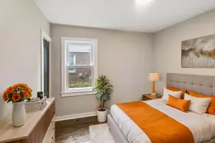 10104 S Kildare Ave, Oak Lawn, IL 60453 - Photo 7