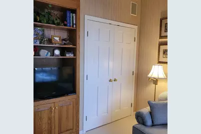 22W517 Parkview Drive, Glen Ellyn, IL 60137 - Photo 9