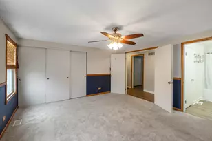 1990 Oxford Ln, Hoffman Estates, IL 60169 - Photo 17