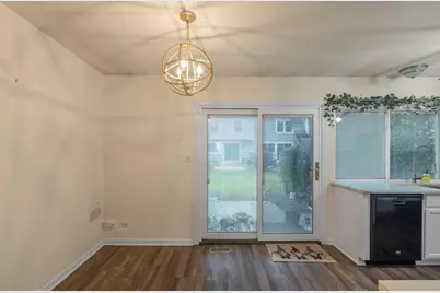 1990 Oxford Lane, Hoffman Estates, IL 60169 - Photo 13