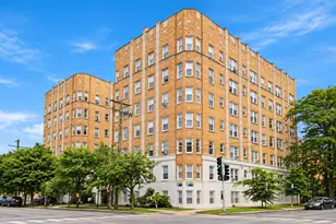 6748 N Ashland Ave, Chicago, IL 60626 - Photo 1