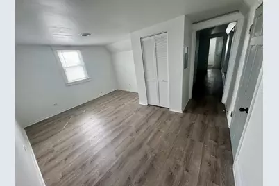10550 S Ewing Avenue, Chicago, IL 60617 - Photo 3