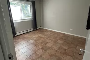 454 S Spring Rd, Elmhurst, IL 60126 - Photo 9