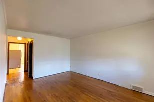2433 S Keystone Ave, North Riverside, IL 60546 - Photo 5