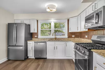 17061 Evans Drive, South Holland, IL 60473 - Photo 9