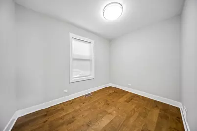 9240 S Greenwood Avenue, Chicago, IL 60619 - Photo 9