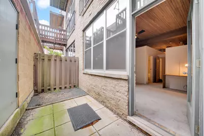 2333 W St. Paul Avenue #202, Chicago, IL 60647 - Photo 11