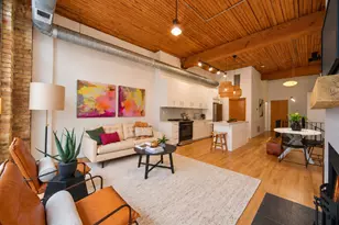 2333 W St Paul Ave, Chicago, IL 60647 - Photo 3