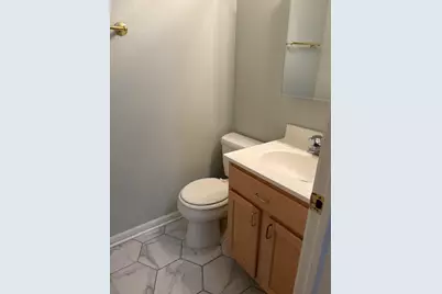 375 W Winchester Road #209, Libertyville, IL 60048 - Photo 11