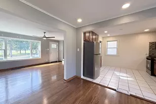 10641 S Sangamon St, Chicago, IL 60643 - Photo 7