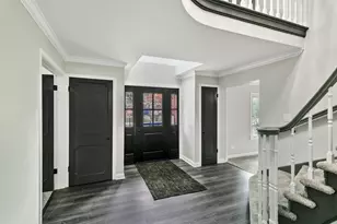 30 Strauss Ln, Olympia Fields, IL 60461 - Photo 5