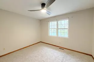 1069 Lincoln Dr, Manteno, IL 60950 - Photo 17
