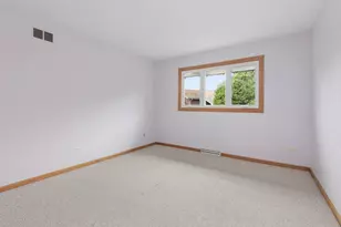 6148 La Grande Ct, Oak Forest, IL 60452 - Photo 13