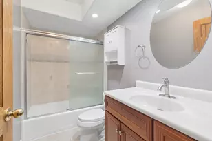 6148 La Grande Ct, Oak Forest, IL 60452 - Photo 15