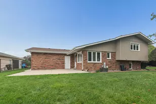 6148 La Grande Ct, Oak Forest, IL 60452 - Photo 29
