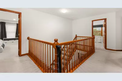 5485 Fox Path Lane, Hoffman Estates, IL 60192 - Photo 29
