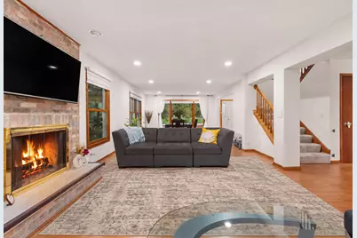 5485 Fox Path Lane, Hoffman Estates, IL 60192 - Photo 15