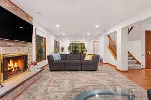 5485 Fox Path Ln, Hoffman Estates, IL 60192 - Photo 15