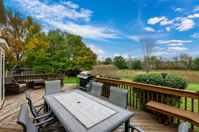 5485 Fox Path Lane, Hoffman Estates, IL 60192 - Photo 9