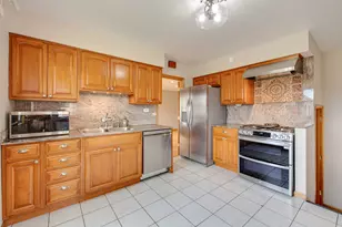 2574 Rhodes Ave, River Grove, IL 60171 - Photo 5