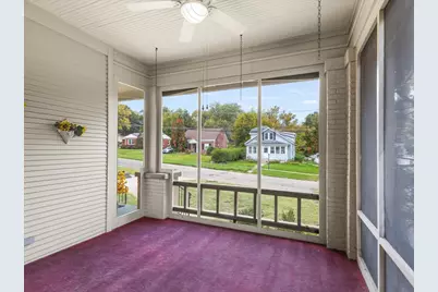 115 N Bailey Avenue, Freeport, IL 61032 - Photo 25
