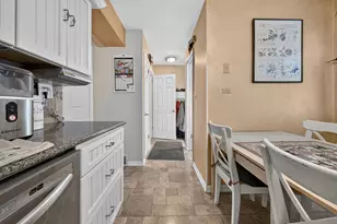 4 E Judith Ann Dr, Mount Prospect, IL 60056 - Photo 5
