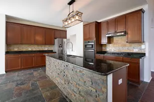205 Regency Dr, Bartlett, IL 60103 - Photo 9