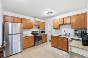 7410 Brookdale Dr, Darien, IL 60561 - Photo 7